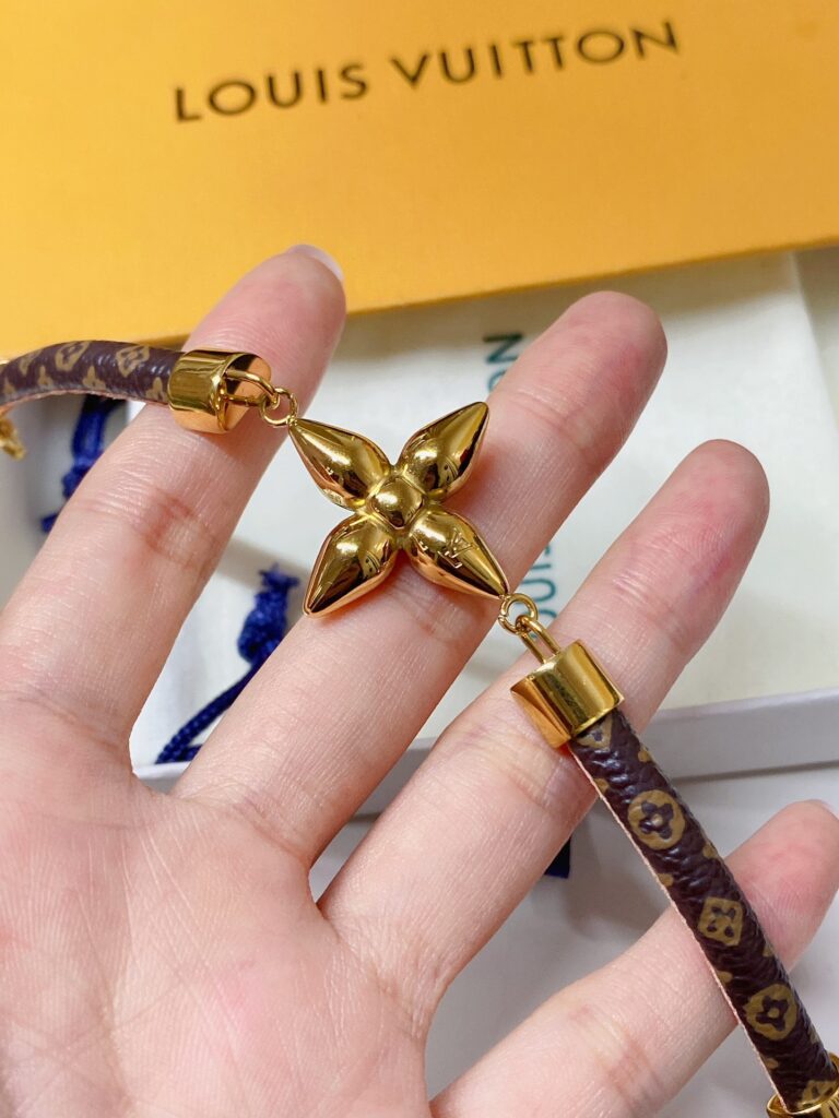 Designer S439 Bracelet editorial product context 2
