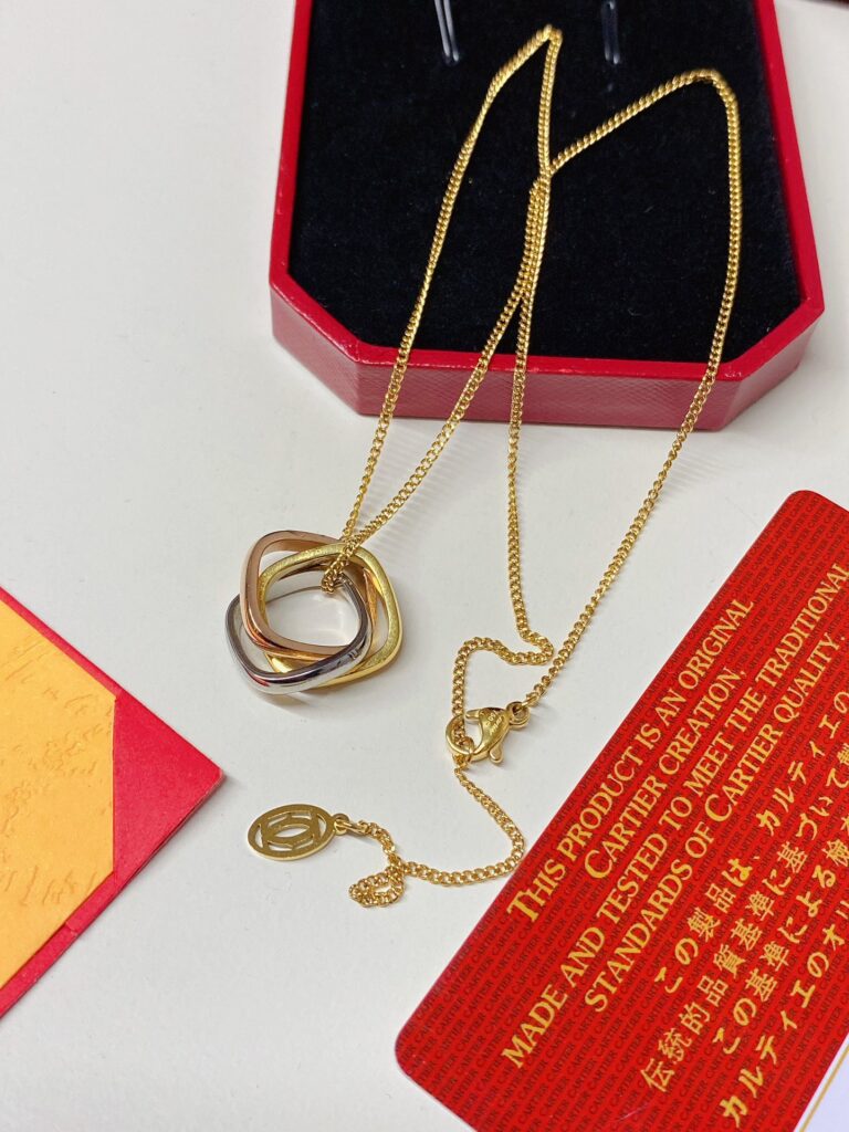 Designer Necklace editorial product context 3