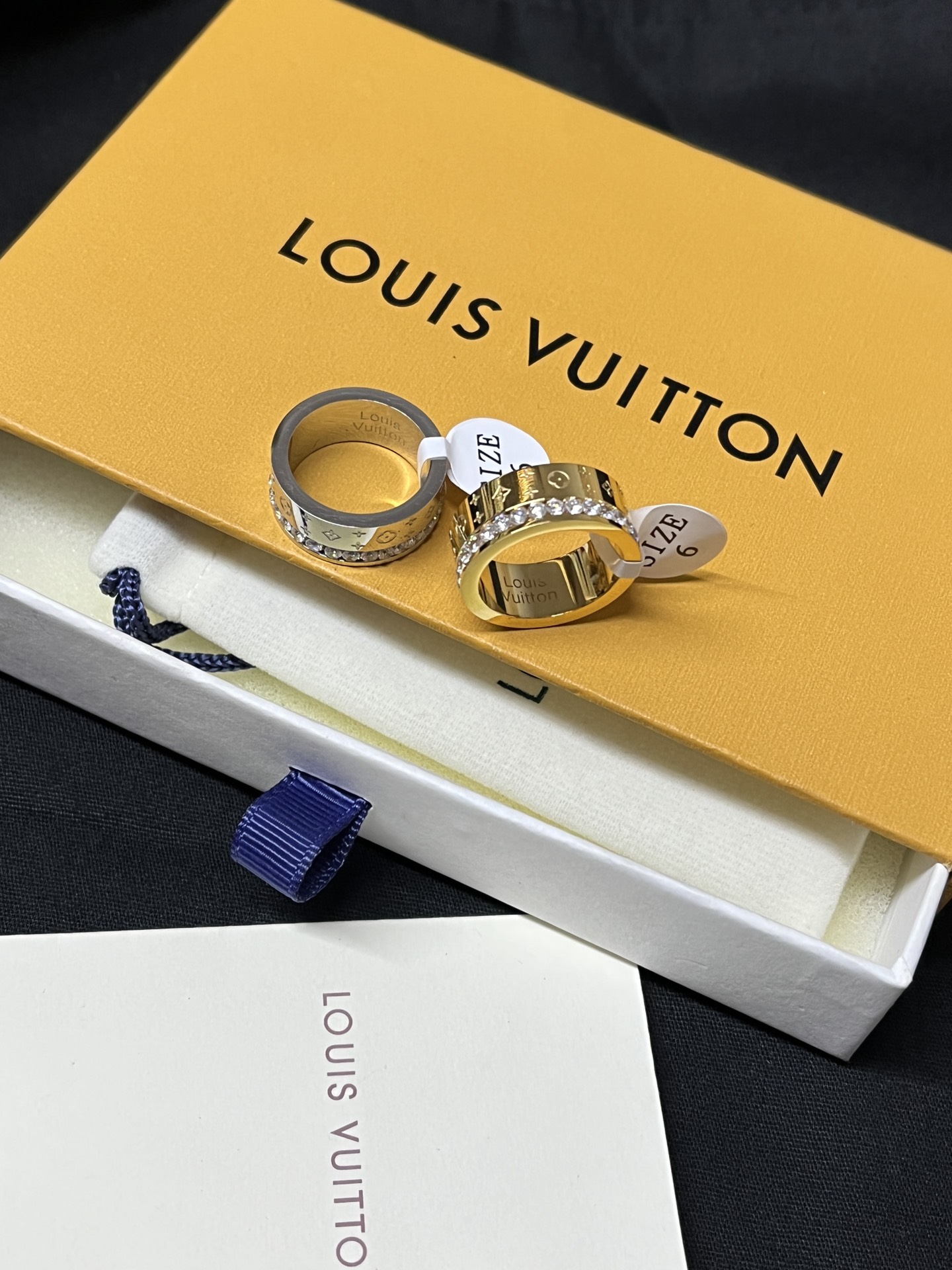 Luxury J130 Ring