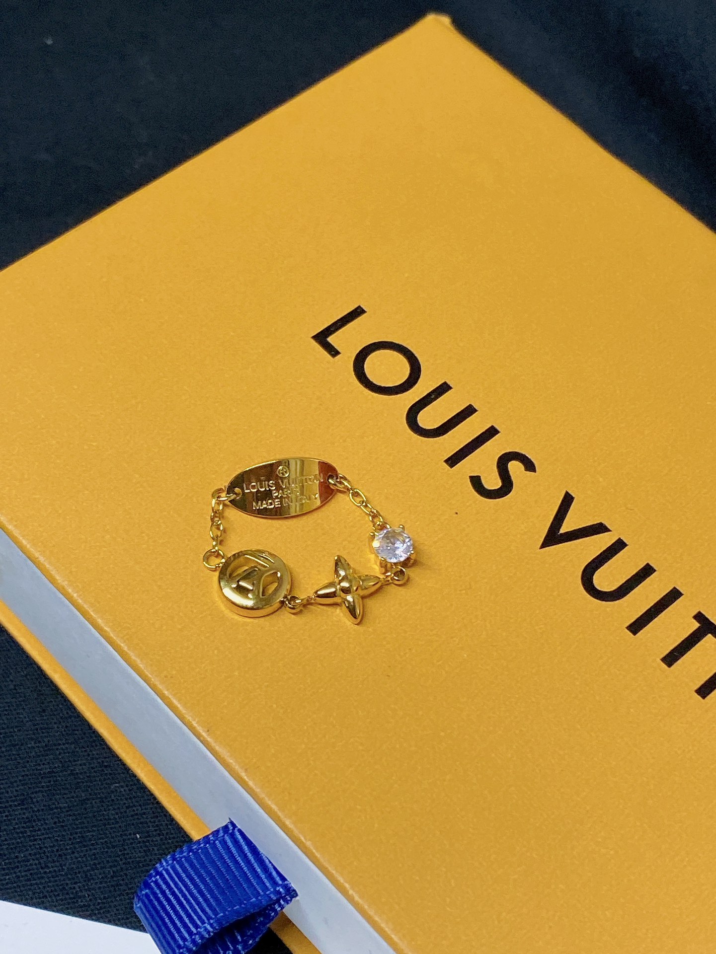 Luxury J134 Ring