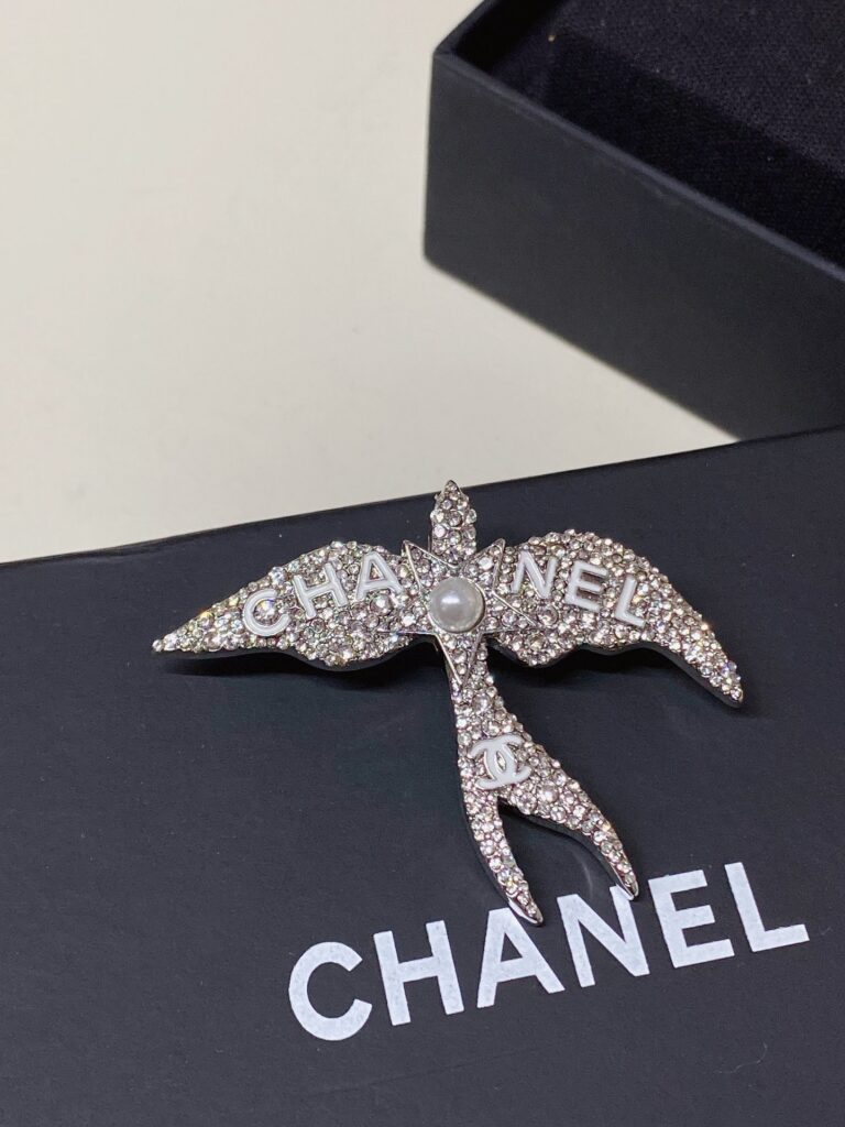 Designer D183 Brooch editorial product context 1