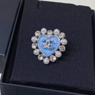 Luxury D184 Brooch