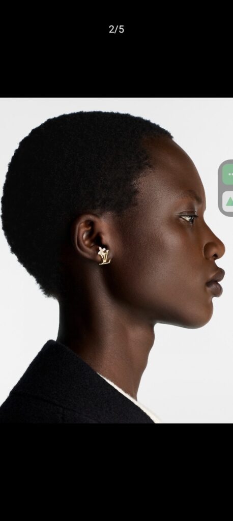 Designer Ring editorial product context 3