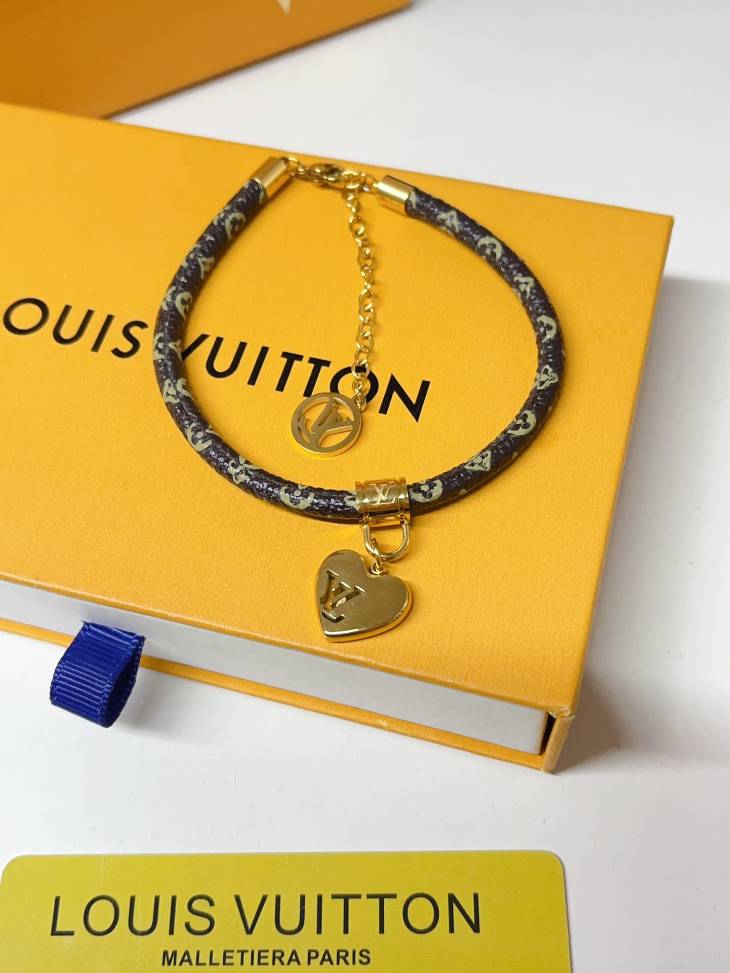 Luxury S447 Bracelet