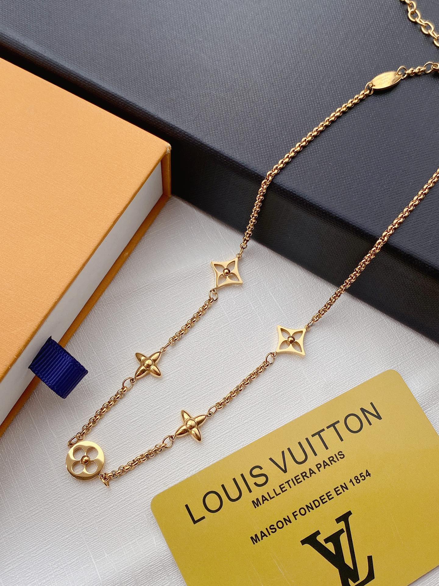 Luxury X684 Necklace