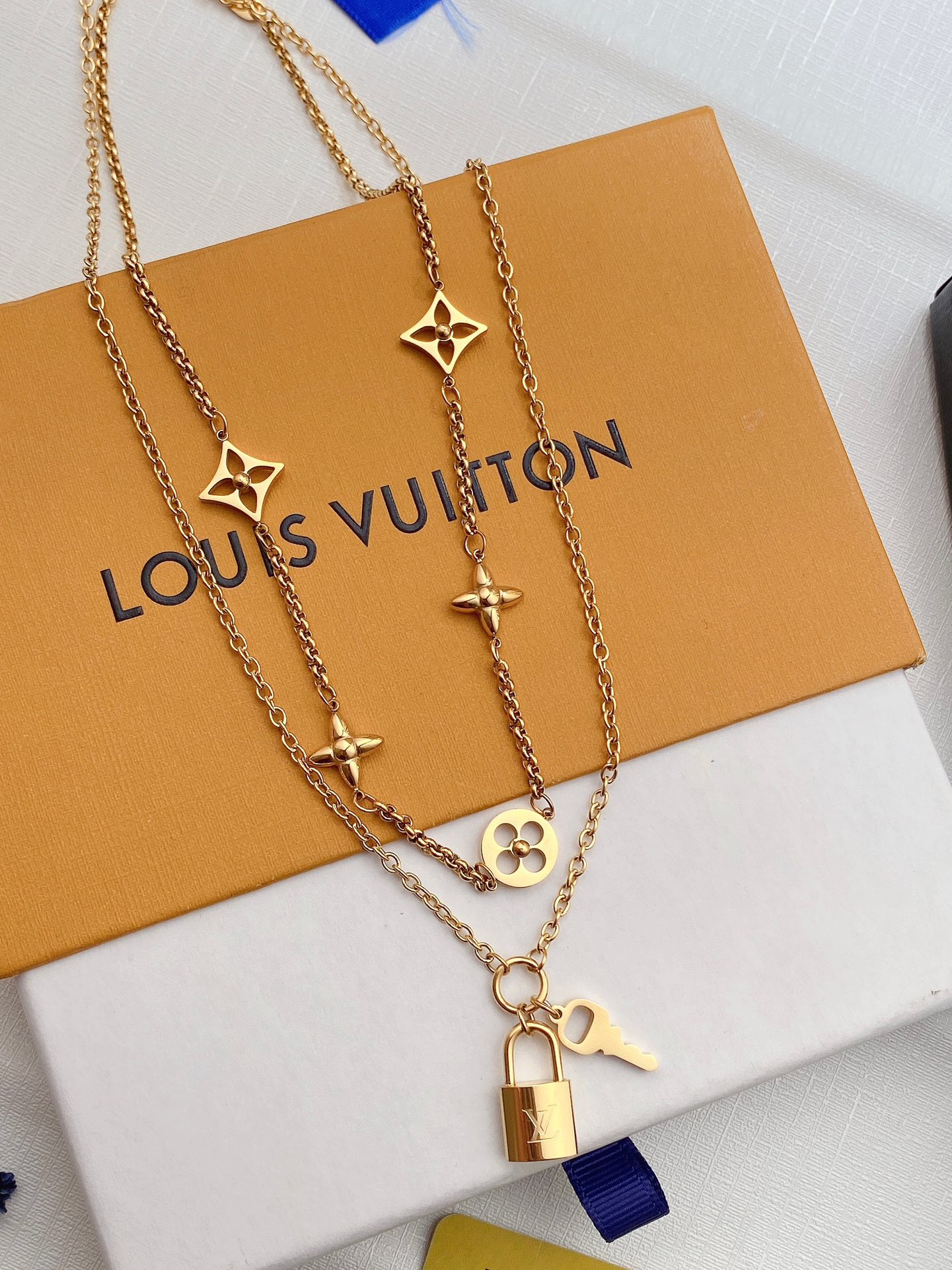 Luxury X684 Necklace