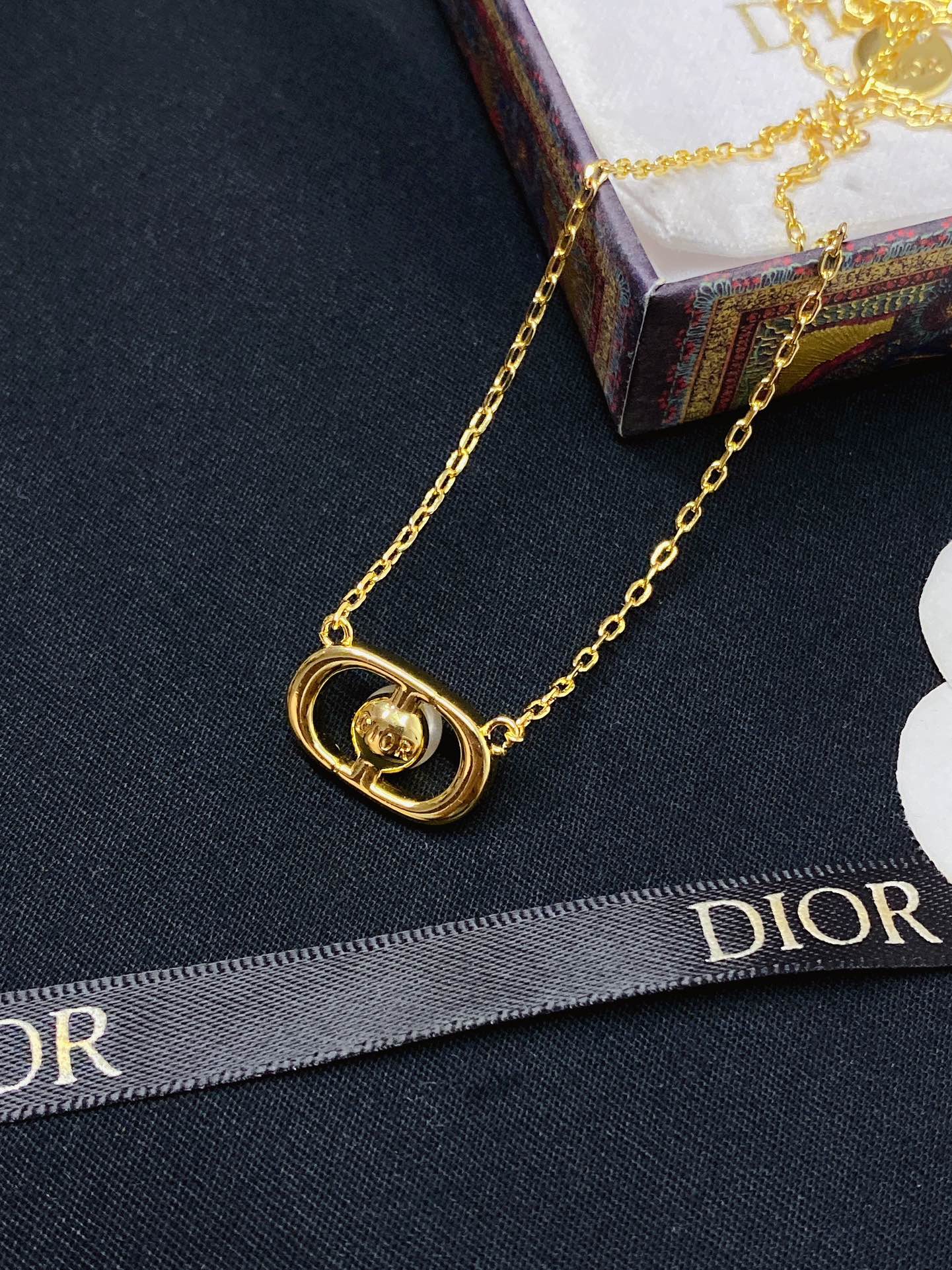 Luxury X685 Necklace