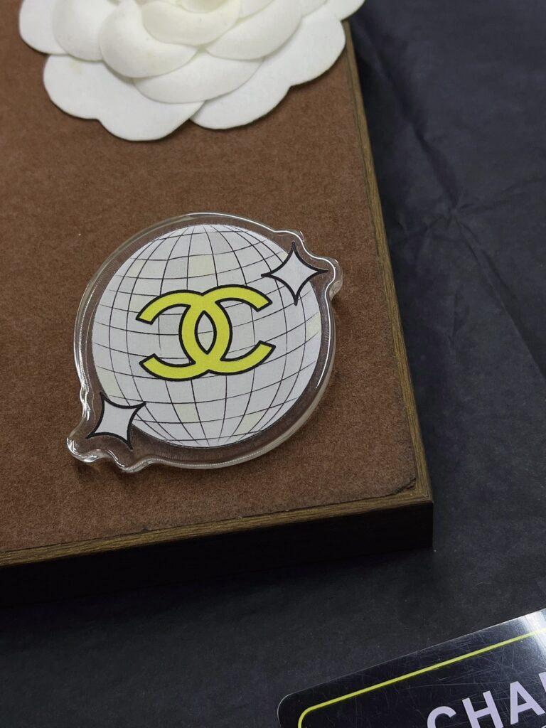 Designer D186 Brooch editorial product context 1