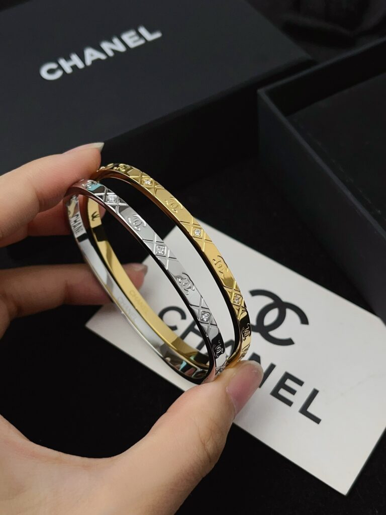 Designer S454 Bracelet editorial product context 1
