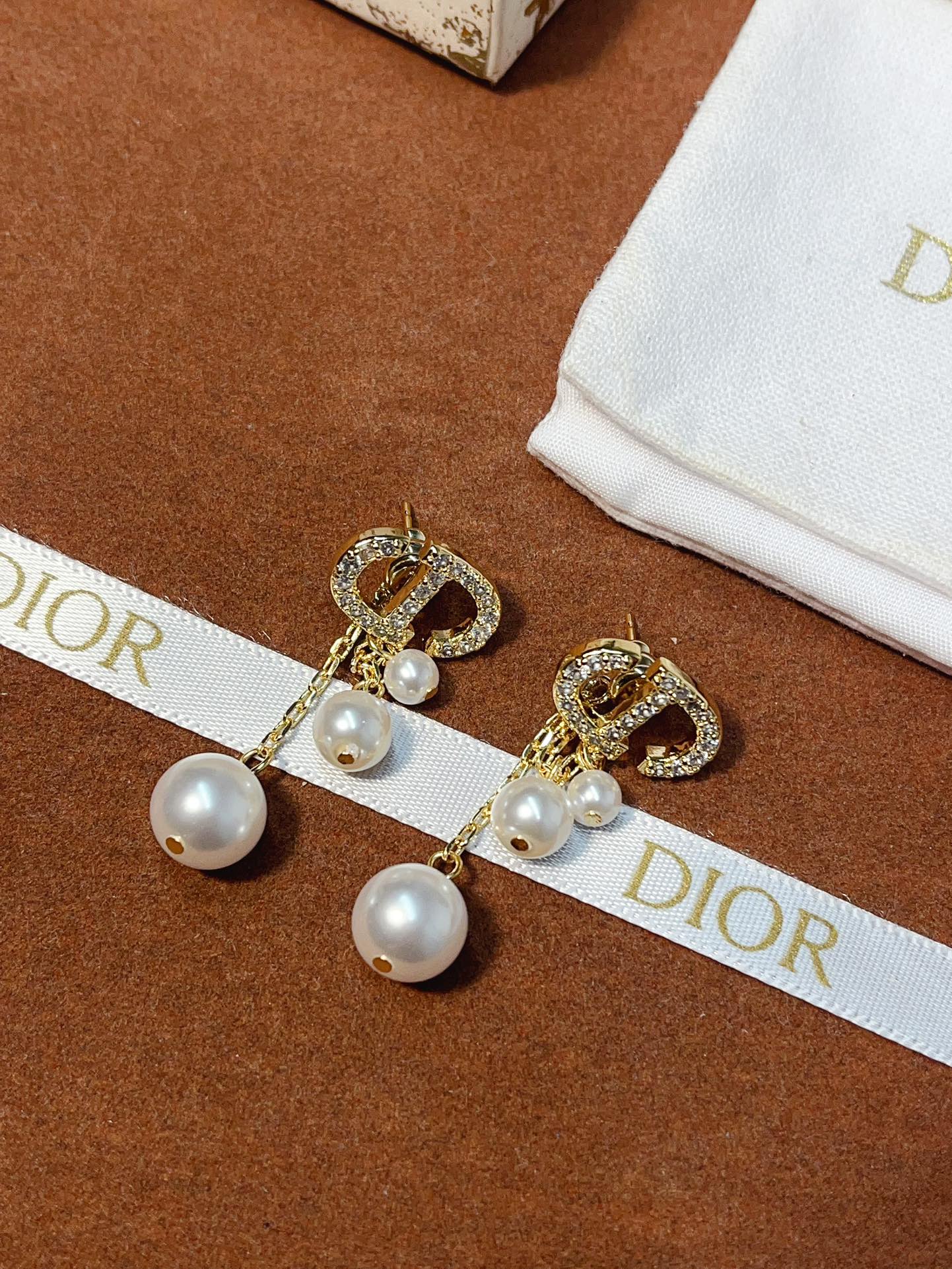 Luxury A1168 Earrings