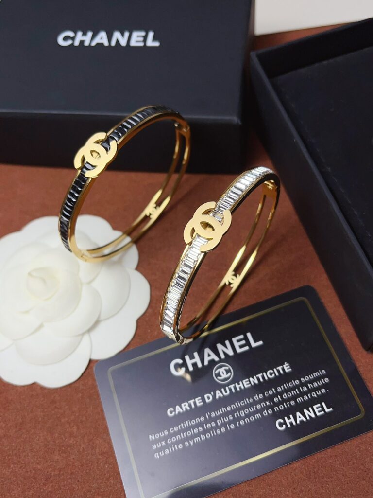 Designer S455 Bracelet editorial product context 3