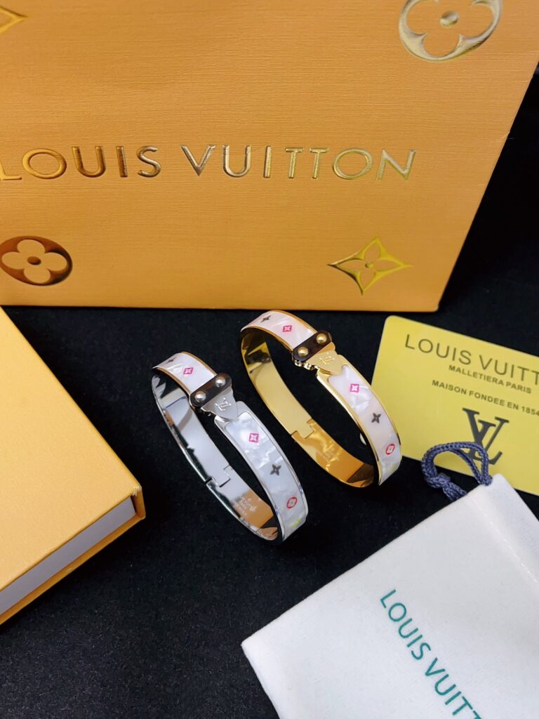 Designer S457 Bracelet editorial product context 3