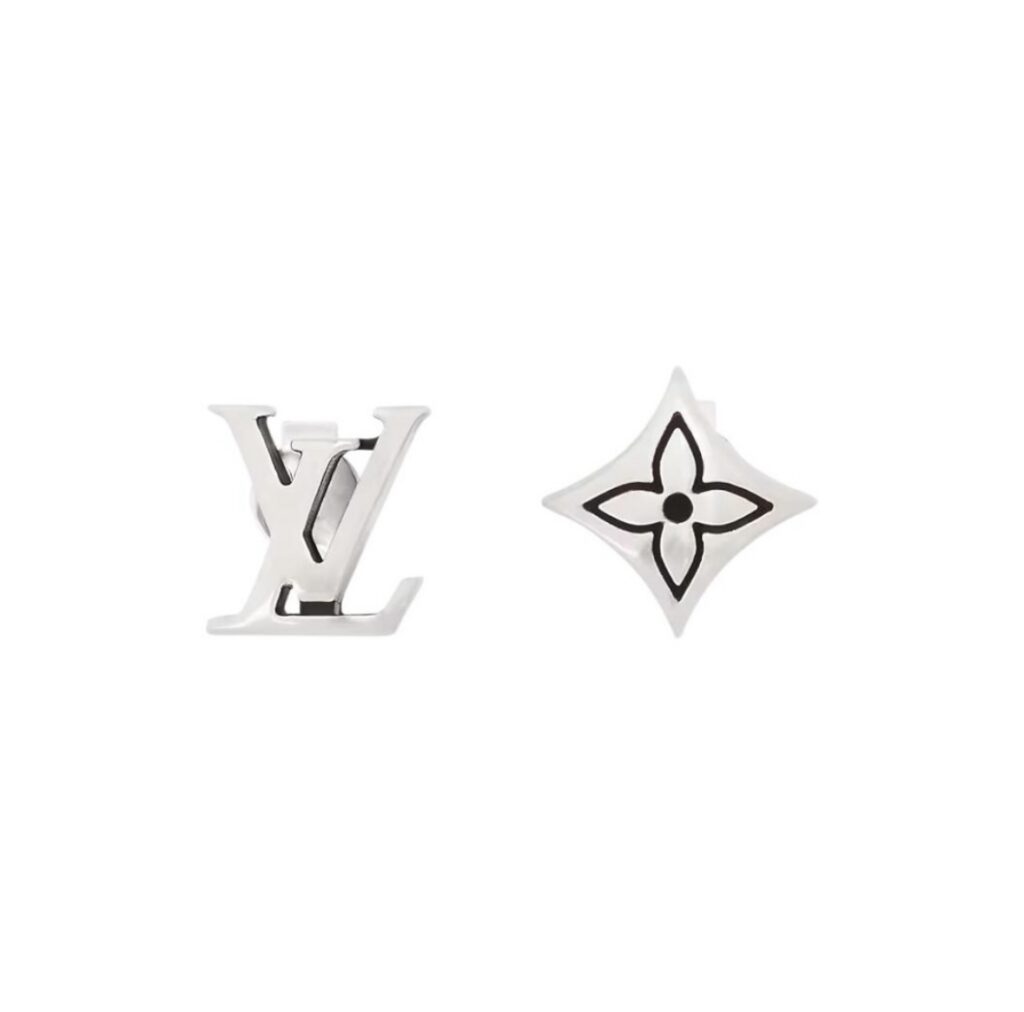 Designer Ring editorial product context 2