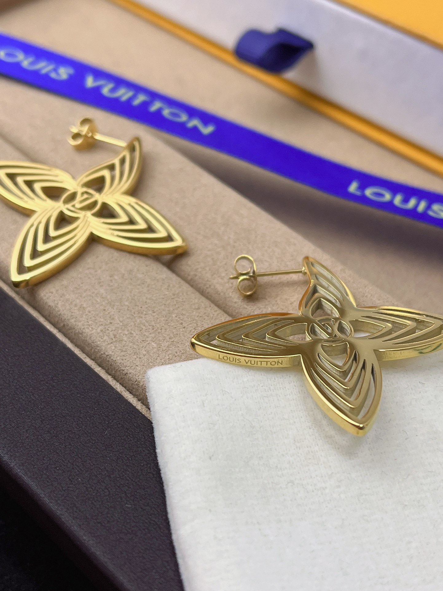 Luxury A1179 Earrings