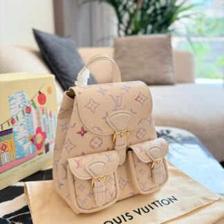 Louis Vuitton p200 22 25 Backpack