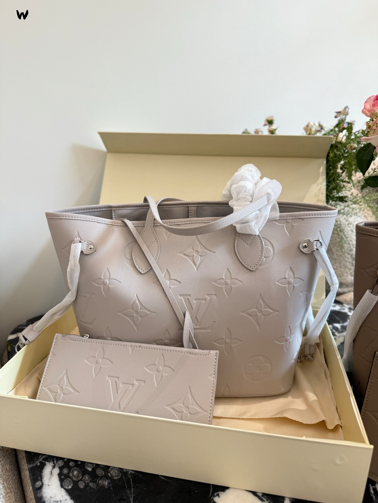 Louis Vuitton p200 Neverfull 2007 Monogram Damier Handbag