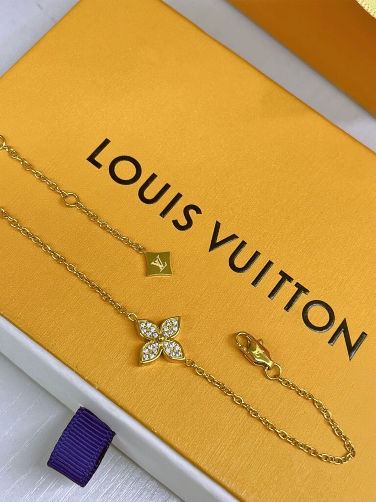 Designer L211 Necklace editorial product context 2
