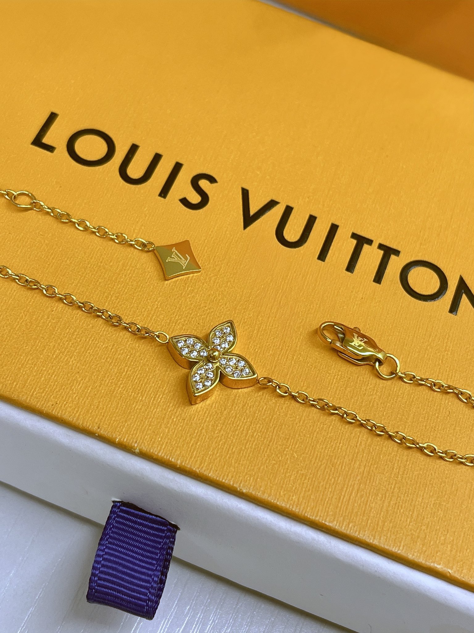 Luxury L211 Necklace