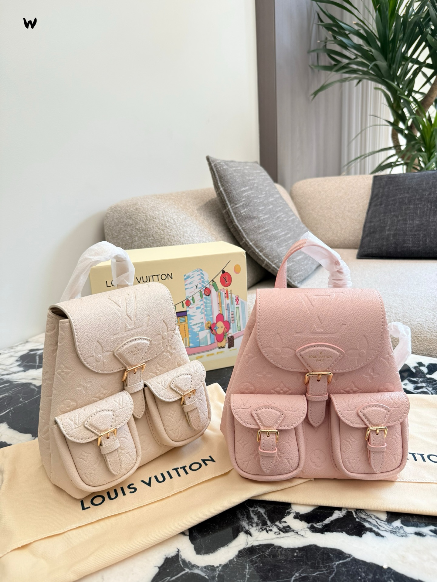 Louis Vuitton p200 22 27 Backpack