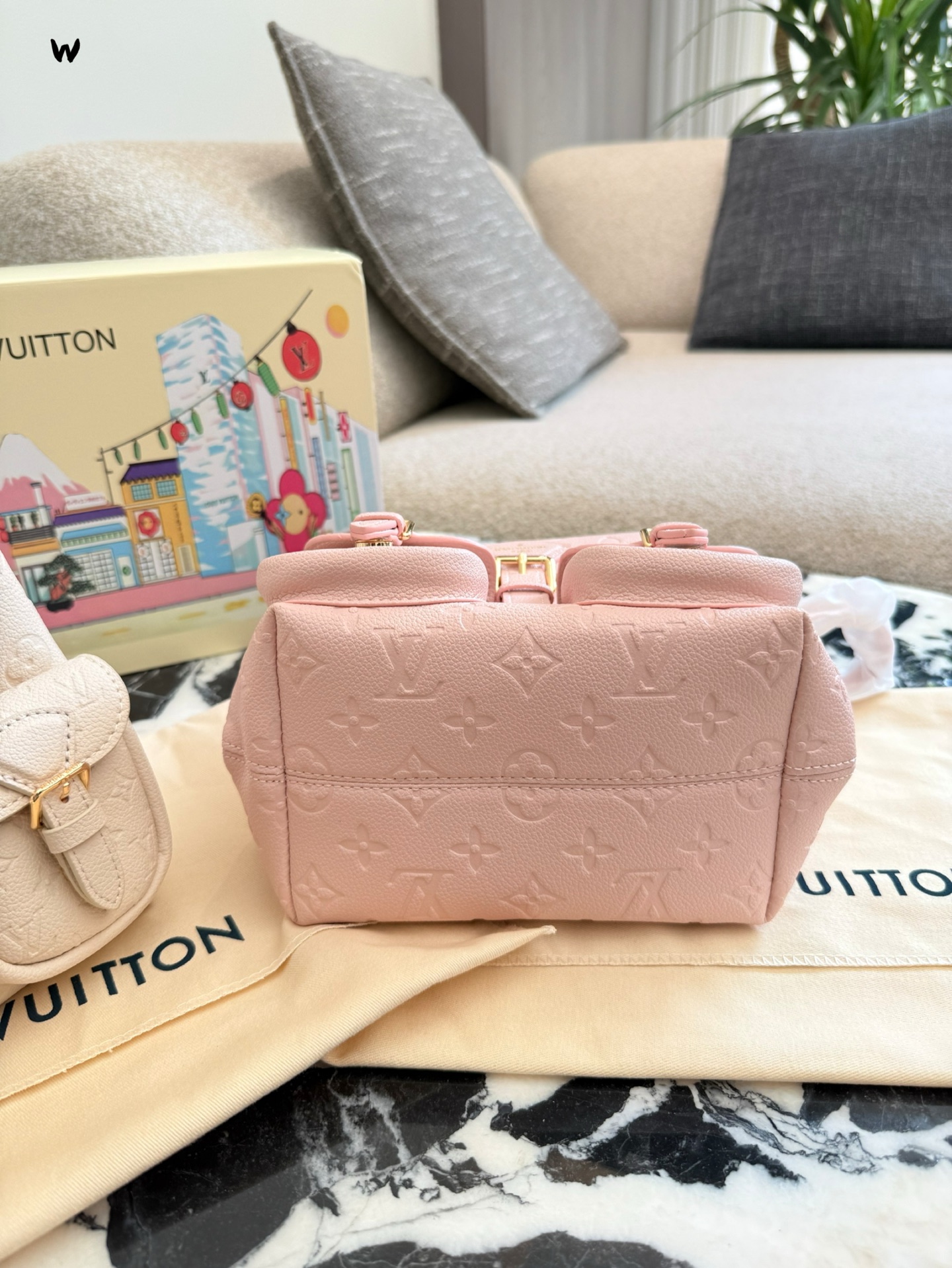 Louis Vuitton p200 22 27 Backpack