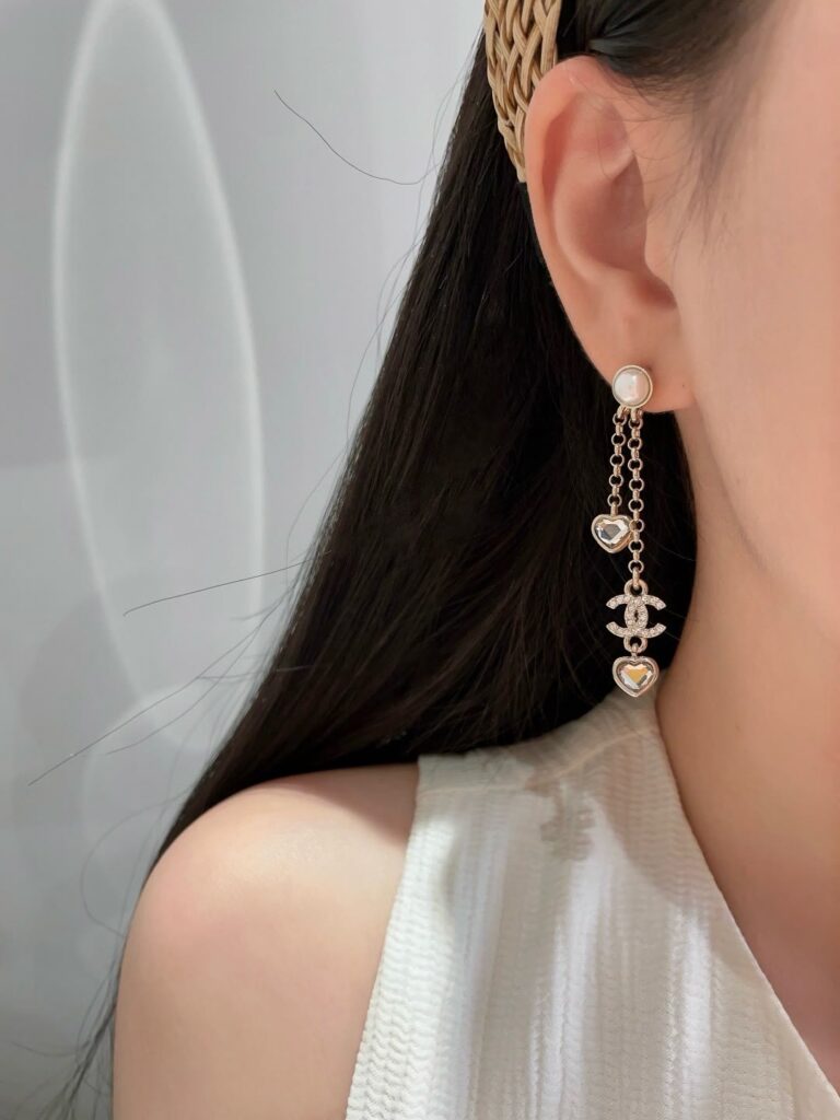 Designer Ring editorial product context 3