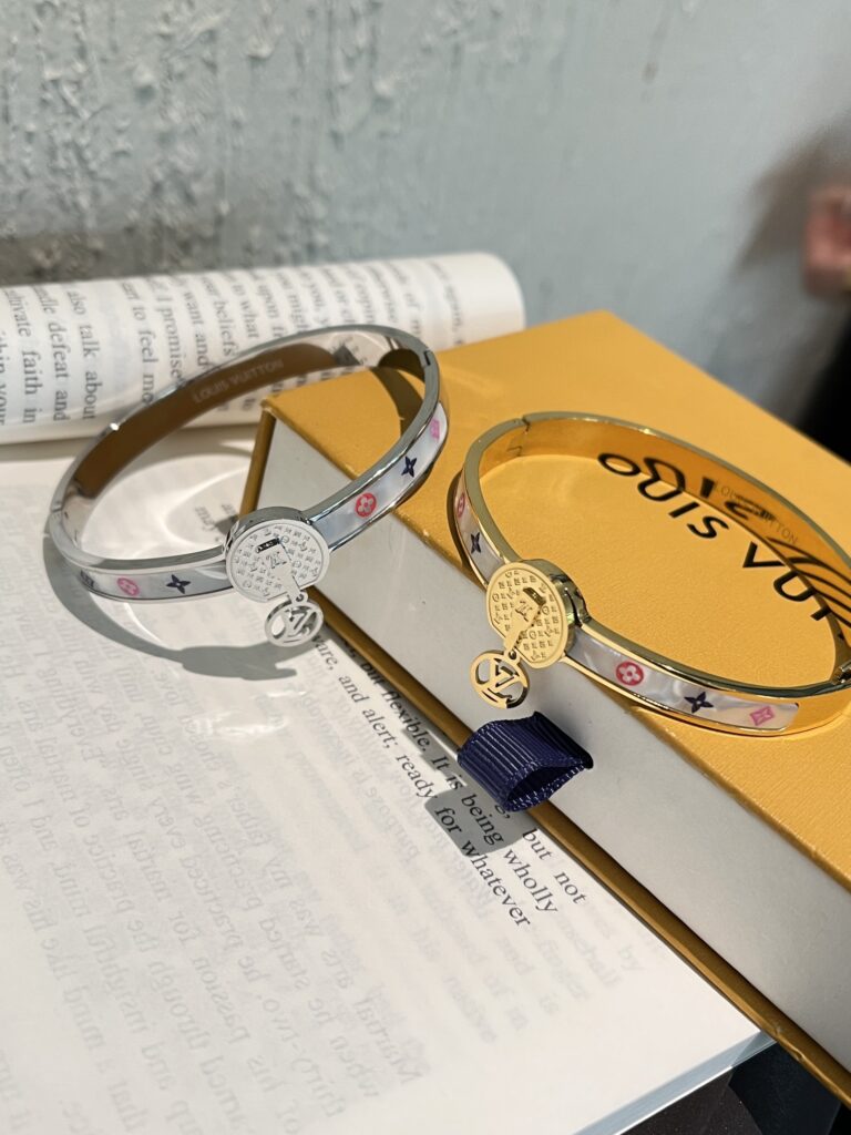 Designer S475 Bracelet editorial product context 3