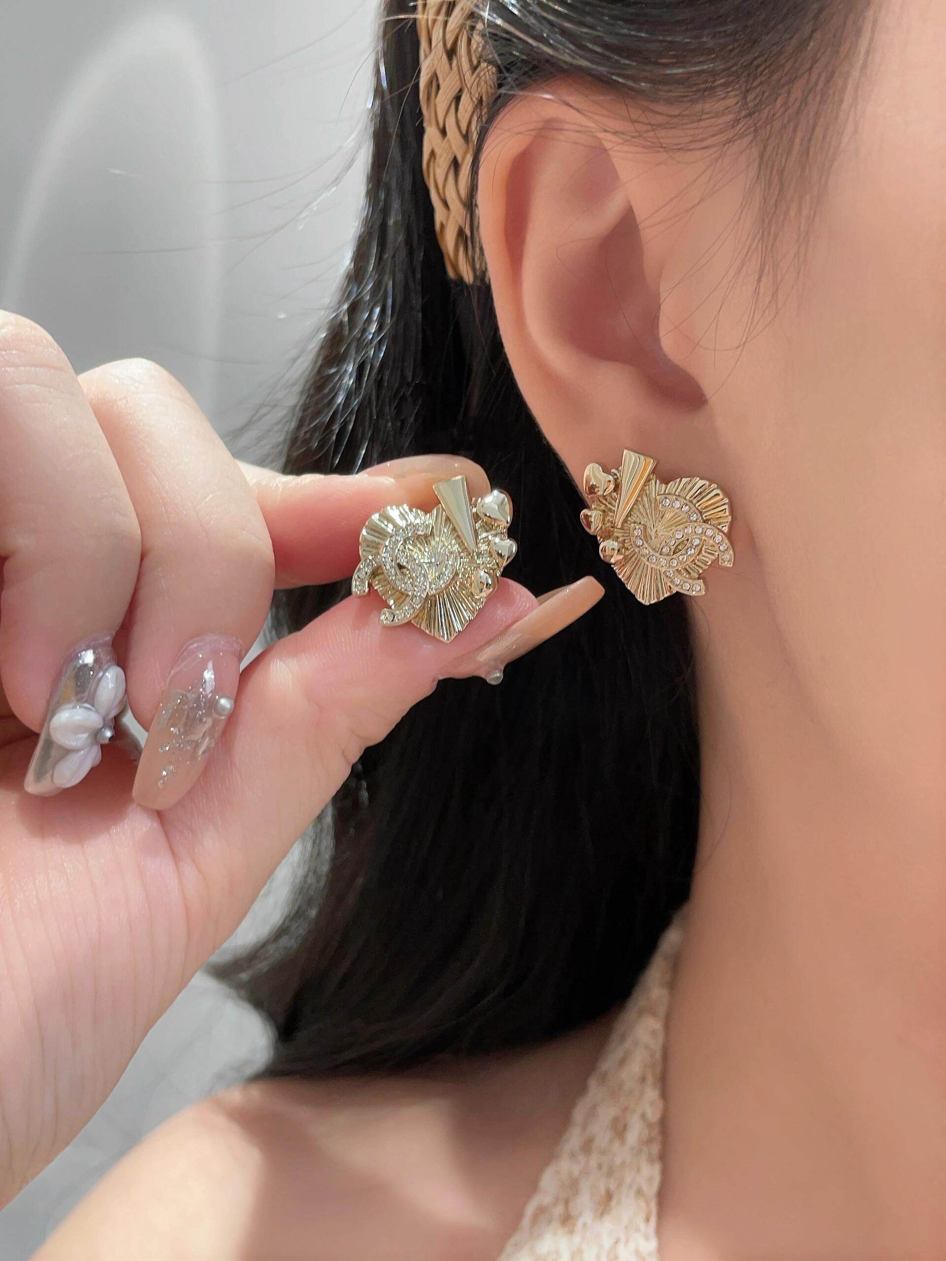 Luxury A1205 Earrings