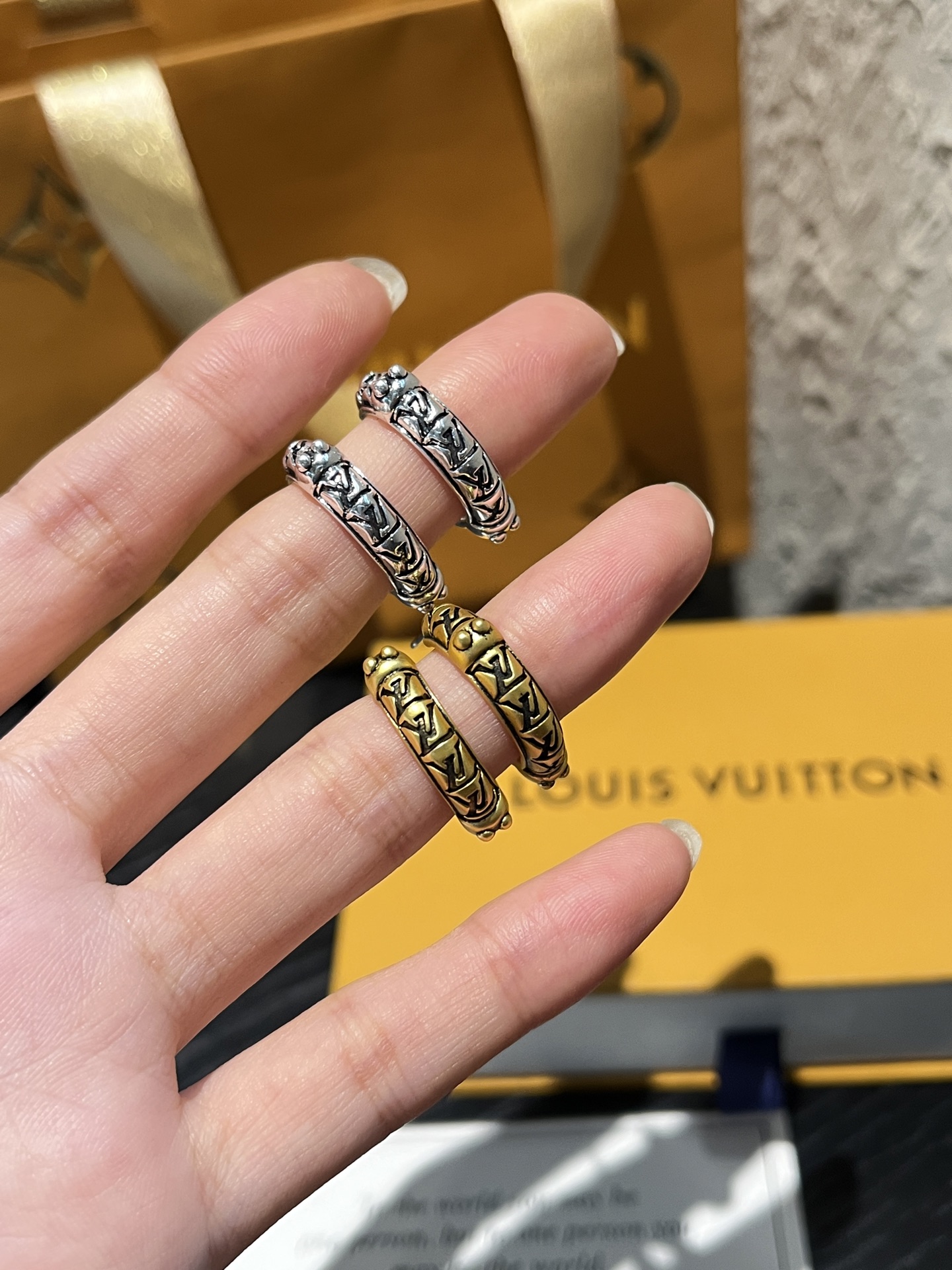Luxury A1206 Earrings