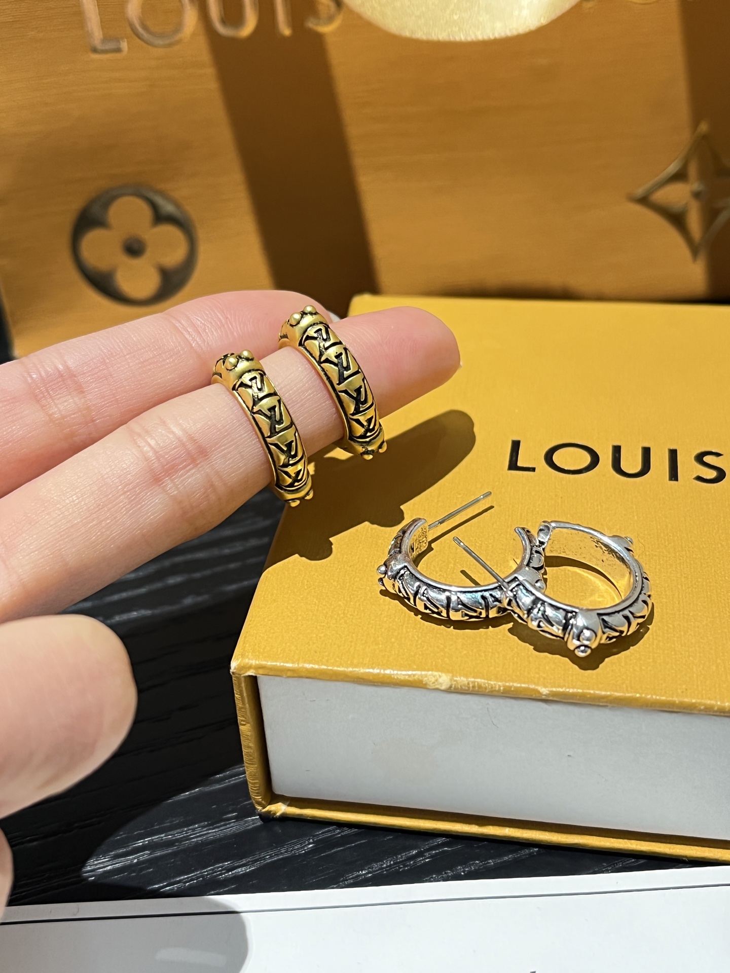 Luxury A1206 Earrings