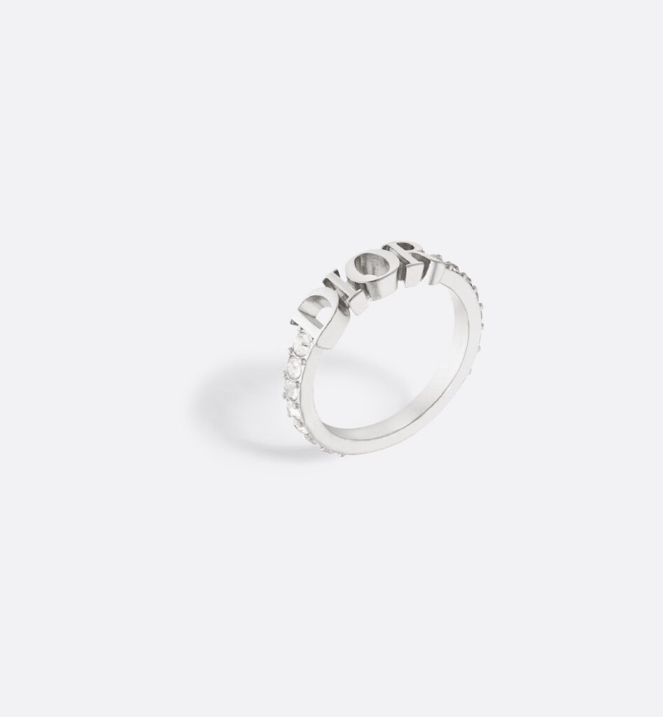 Designer J150 Ring editorial product context 1