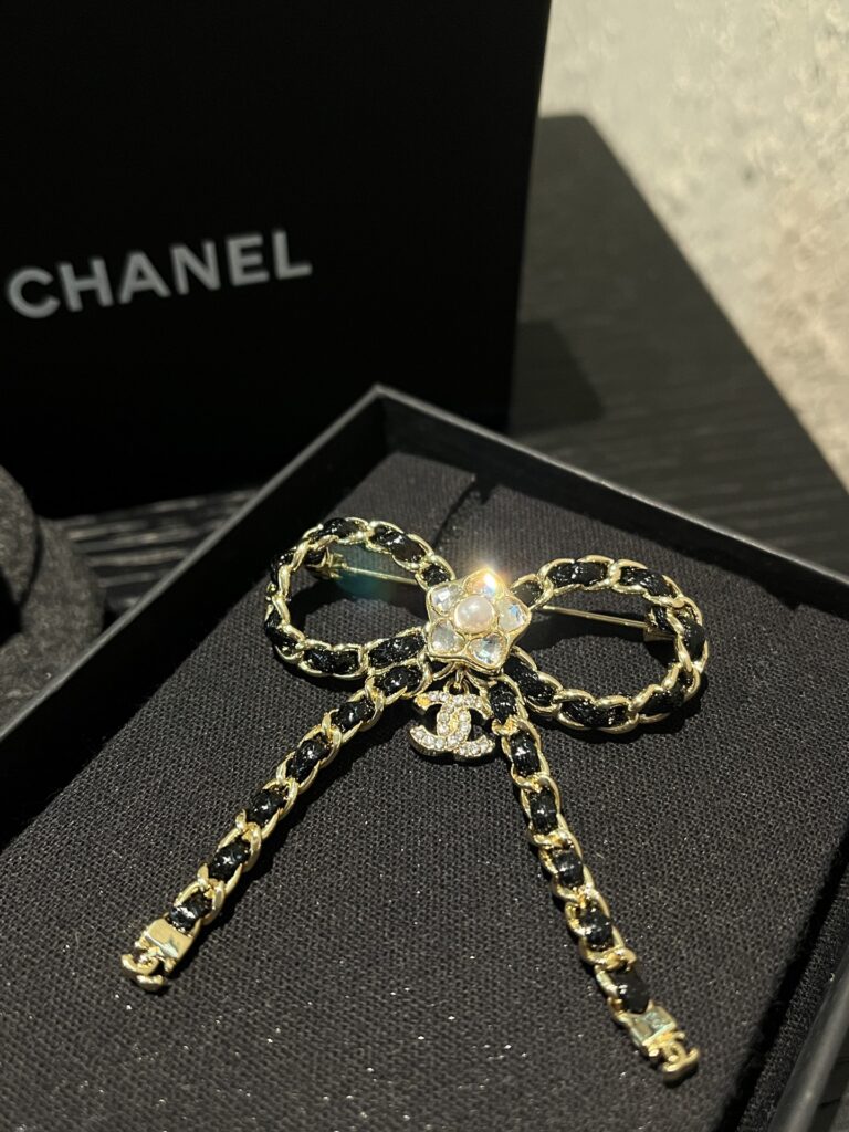 Designer D195 Brooch editorial product context 1