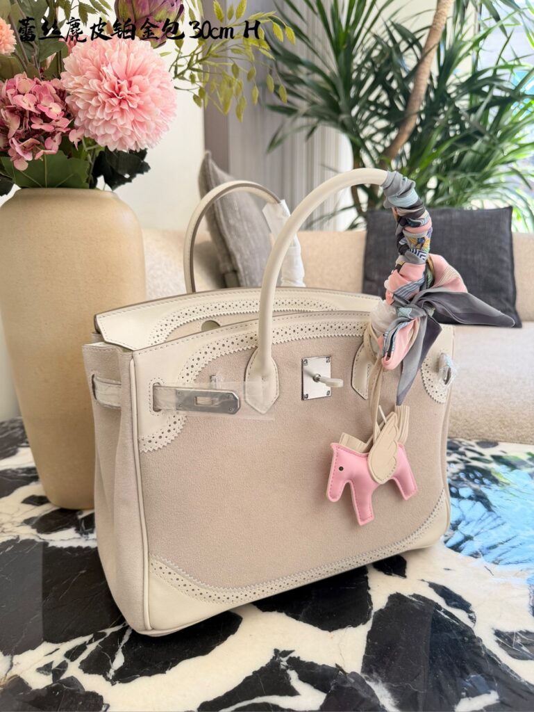 Hermes Birkin30 Birkin 30 Swift White Wallet editorial product context 2