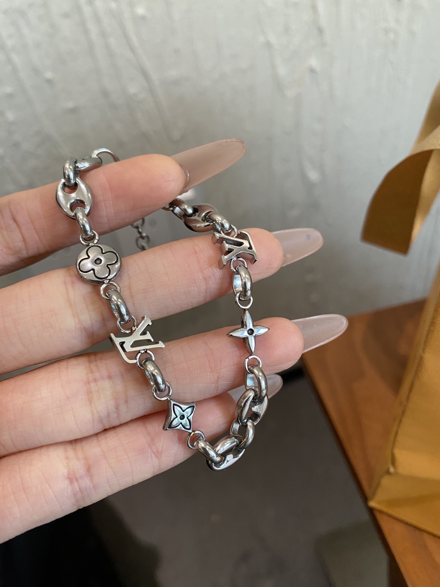 Luxury L216 Bracelet