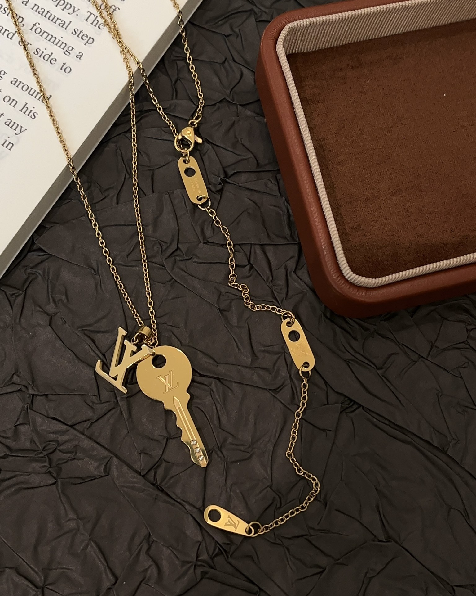 Luxury X718 Necklace