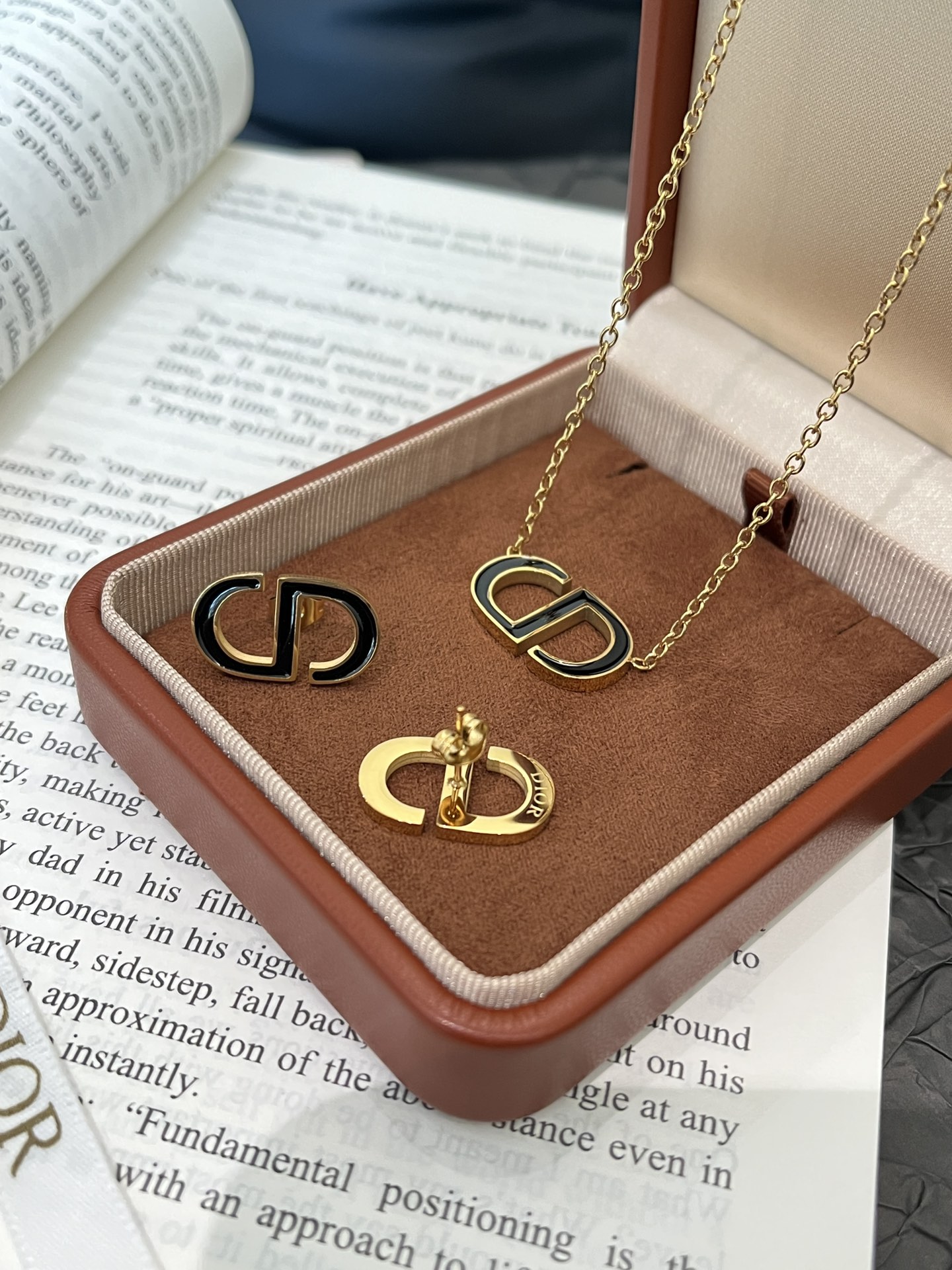 Luxury X719 Necklace