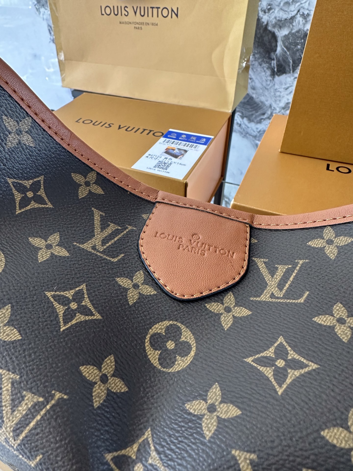 Louis Vuitton p100 43 12 30 Crossbody Bag
