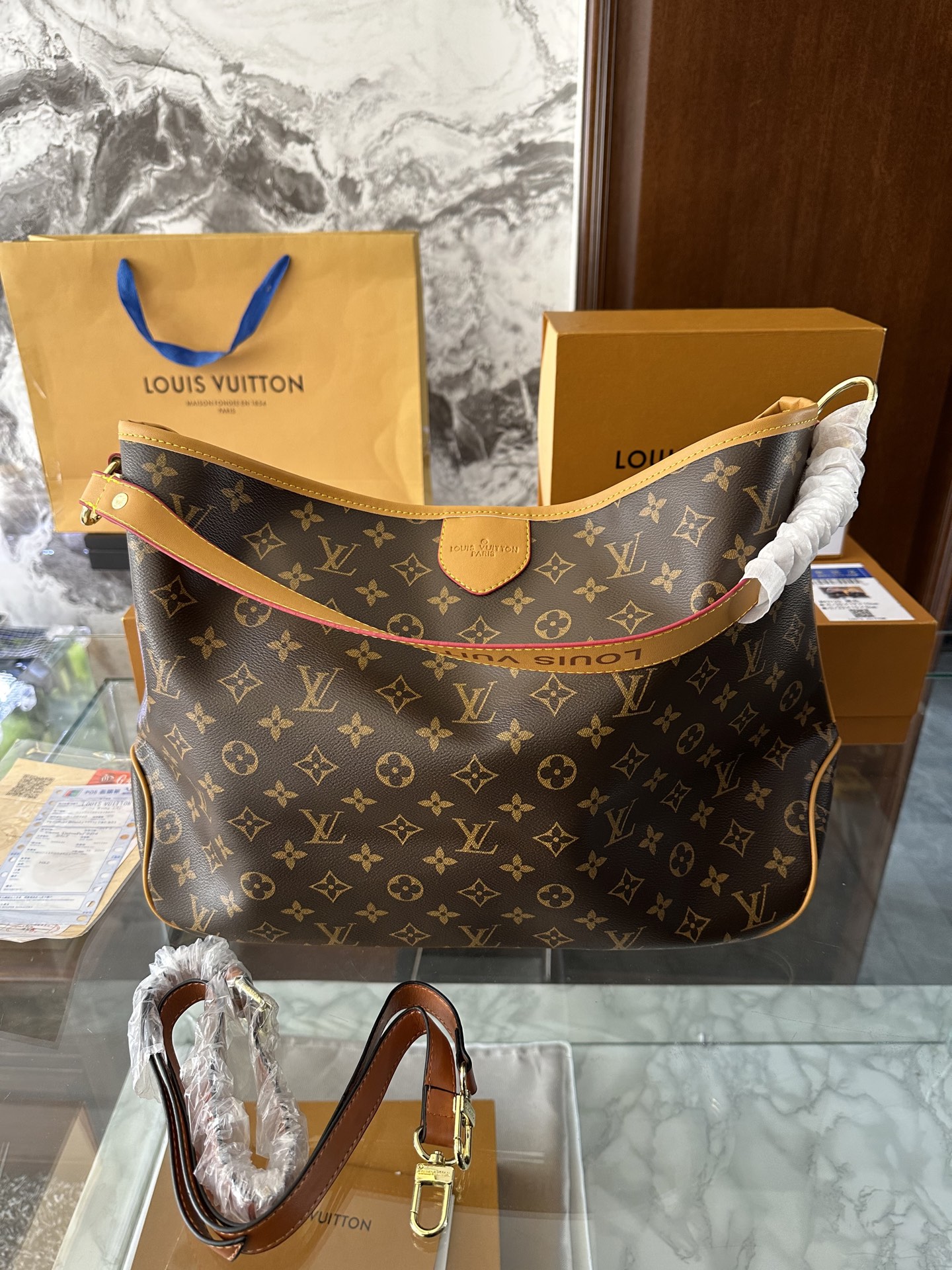 Louis Vuitton p100 43 12 30 Crossbody Bag