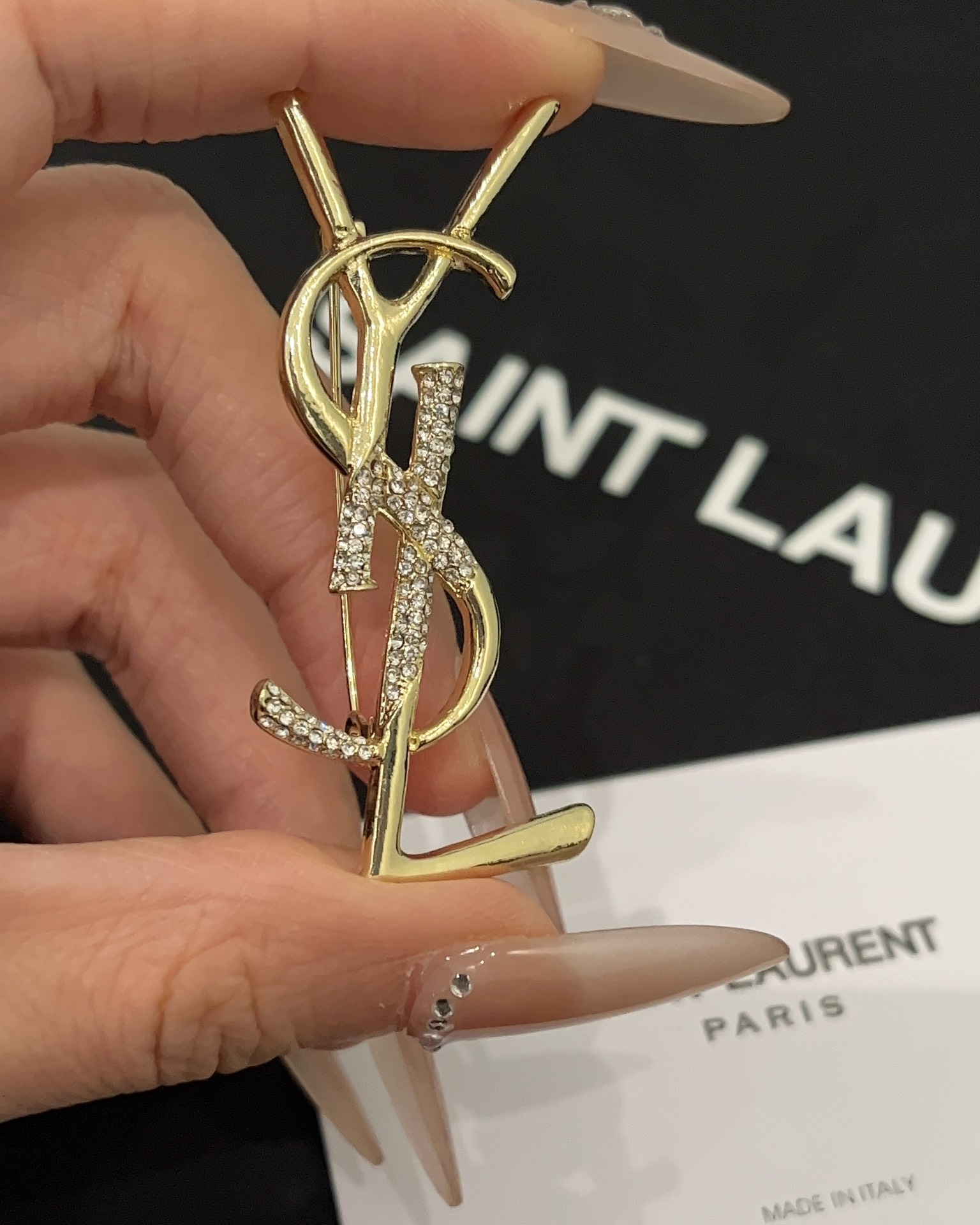 Designer Designer Luxury D196 Each item IS quality-checked before dispatch with global tracked shipping jewelry Brooch