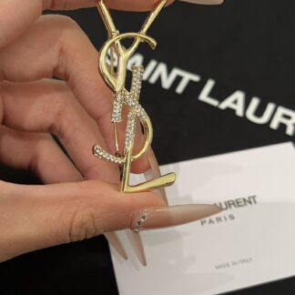 Designer Designer Luxury D196 Each item IS quality-checked before dispatch with global tracked shipping jewelry Brooch