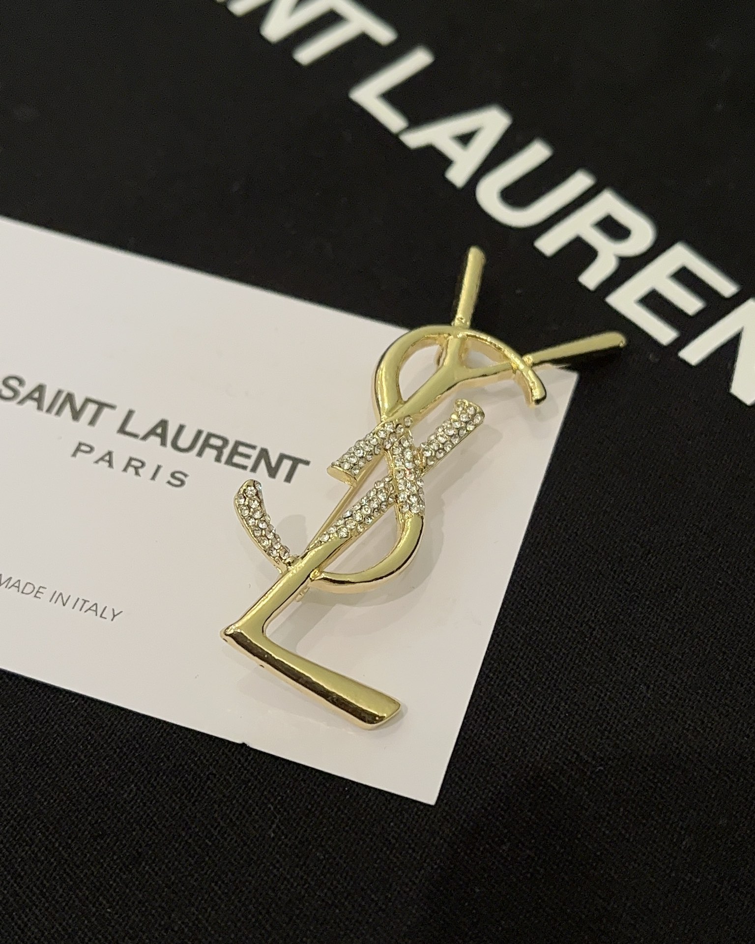 Designer Designer Luxury D196 Each item IS quality-checked before dispatch with global tracked shipping jewelry Brooch