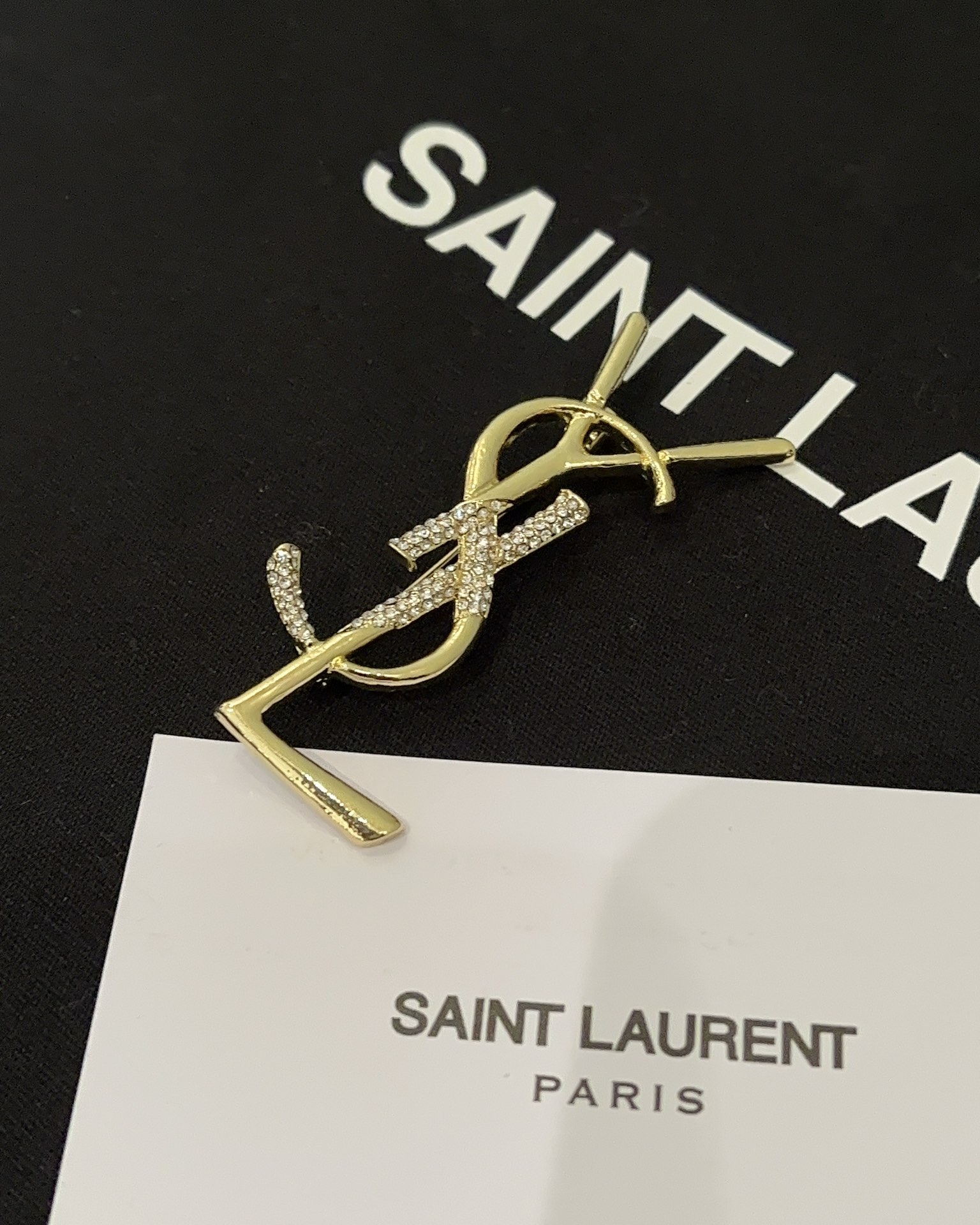 Designer Designer Luxury D196 Each item IS quality-checked before dispatch with global tracked shipping jewelry Brooch
