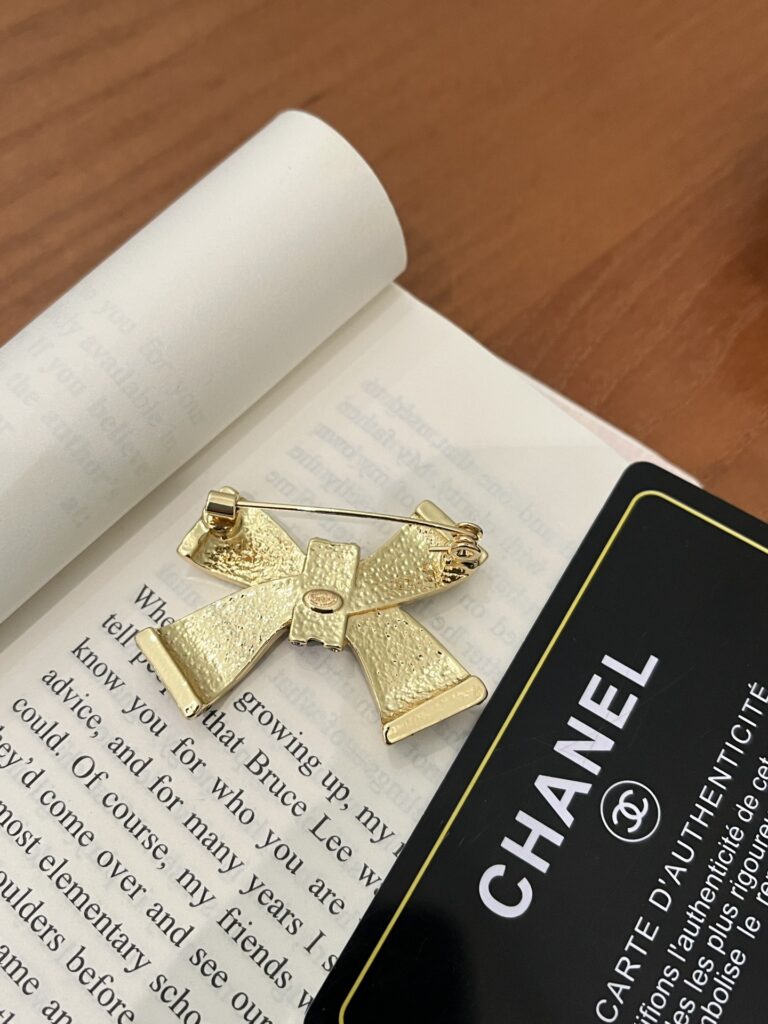 Designer D198 Brooch editorial product context 3