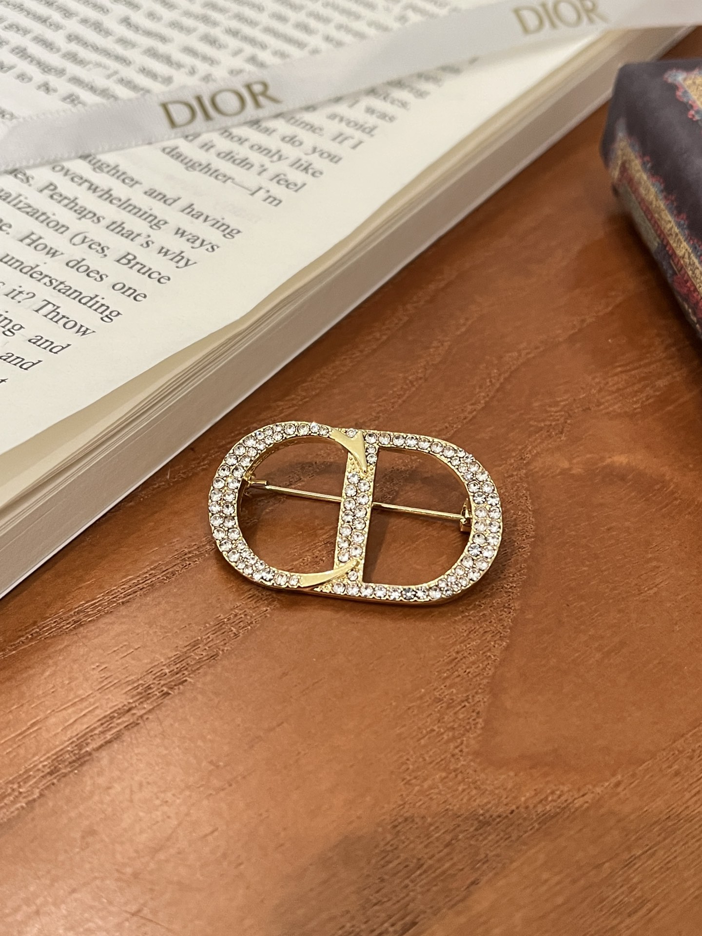 Designer Luxury D199 Brooch