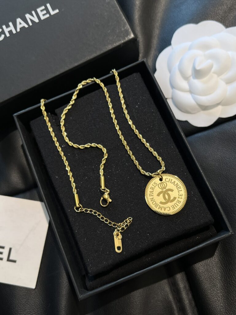 Designer Necklace editorial product context 3