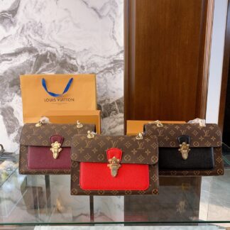 Louis Vuitton p110 Monogram Victoire 26 10 15 Bags