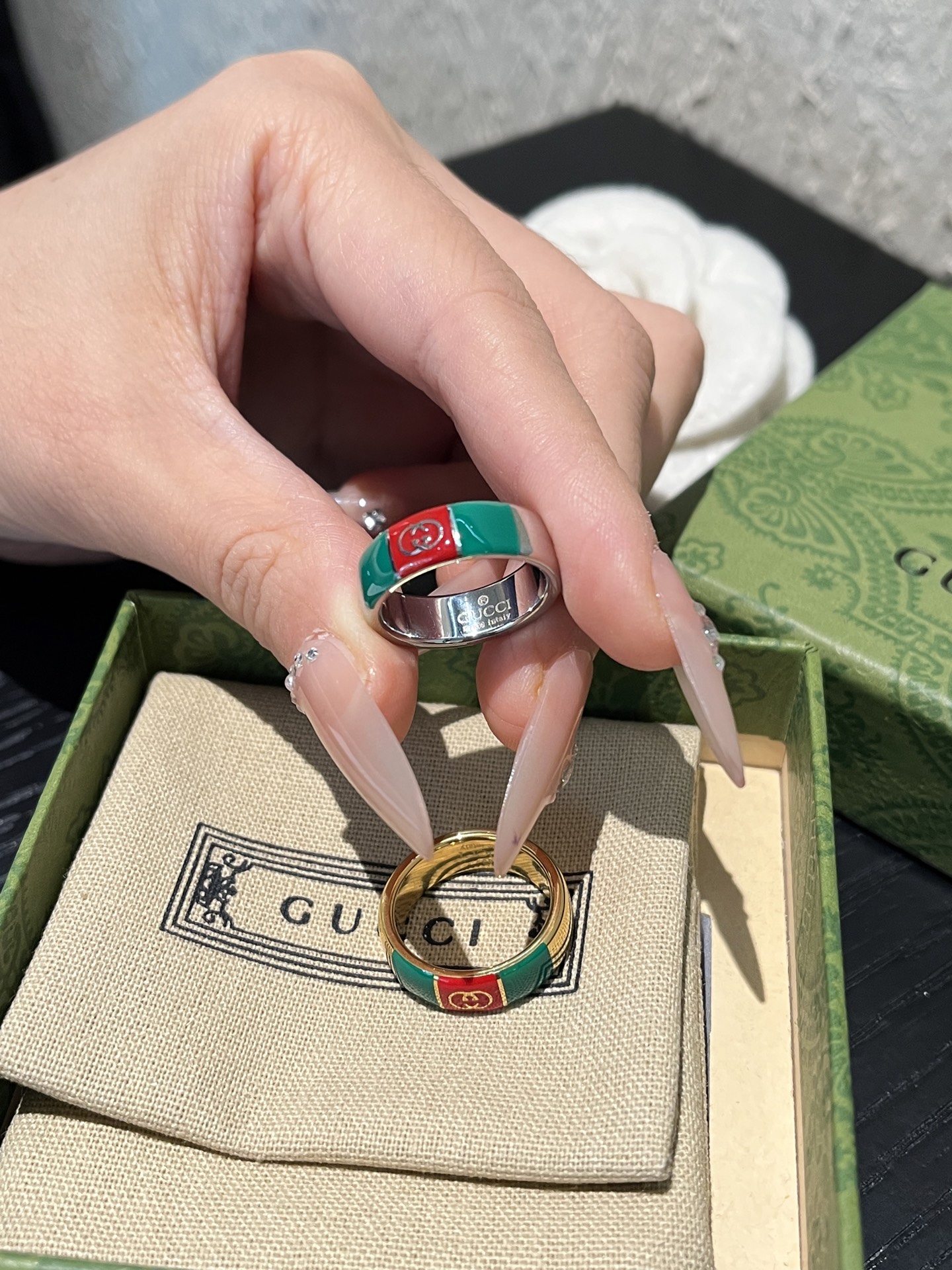Designer Luxury J158 Ring