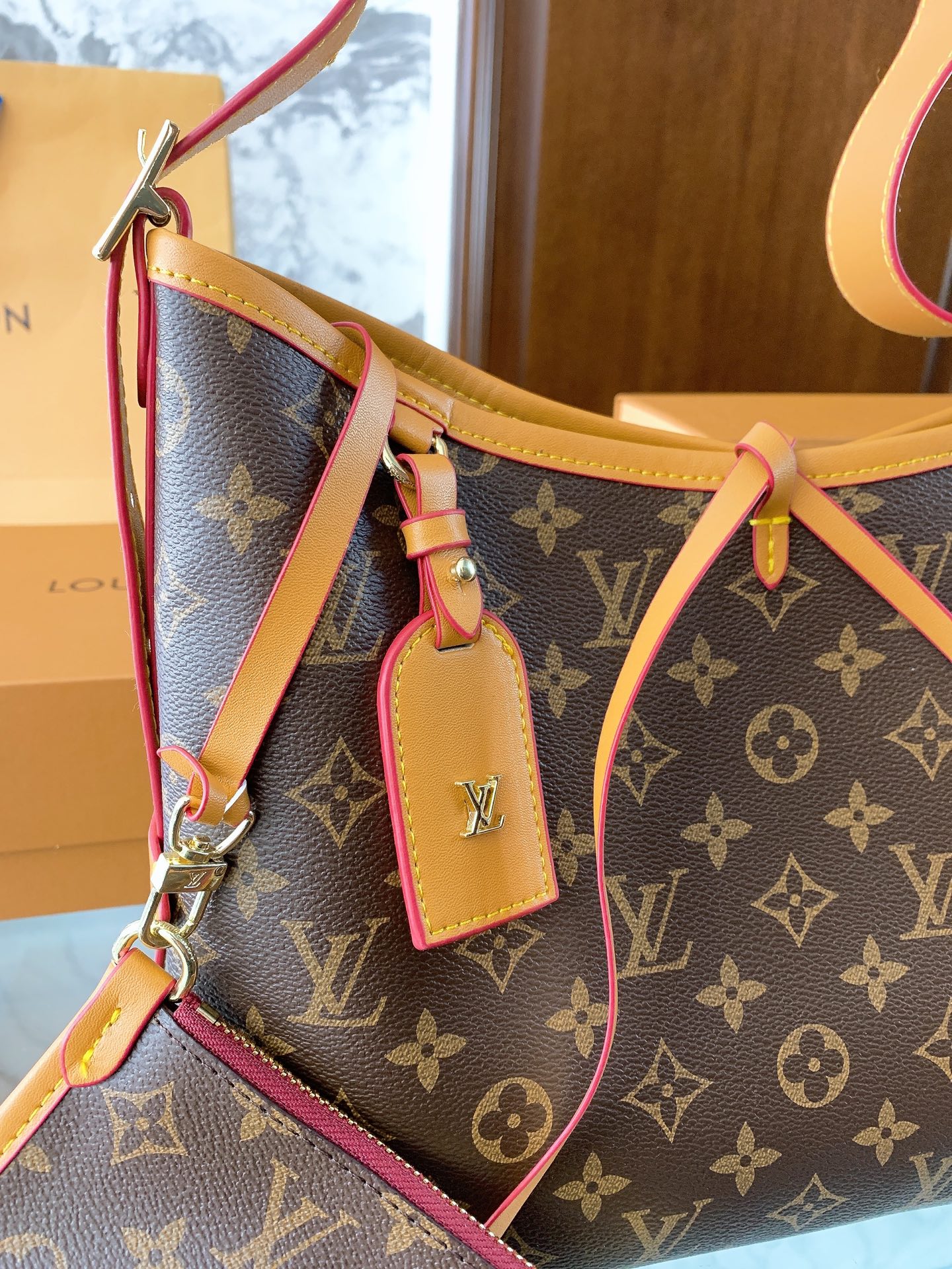 Louis Vuitton p100 90 85 Carryall 40 30 Crossbody Bag