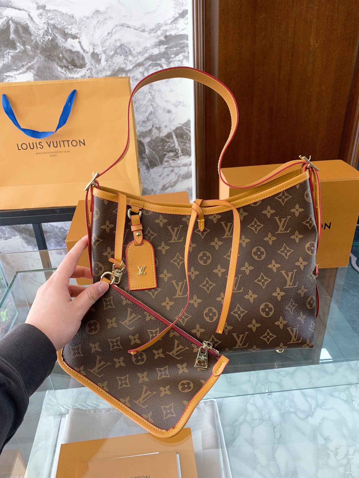 Louis Vuitton p100 90 85 Carryall 40 30 Crossbody Bag