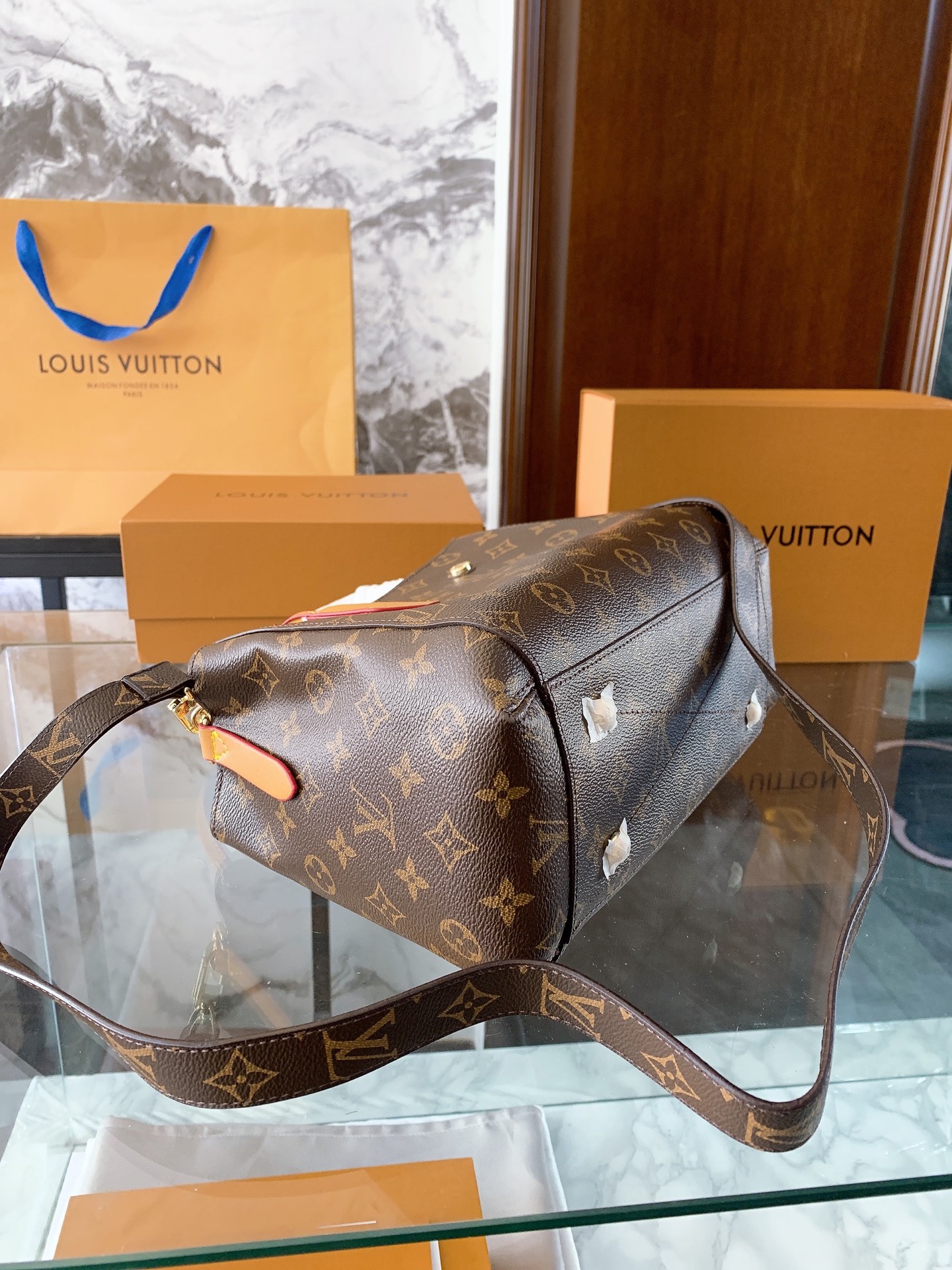 Louis Vuitton p105 95 90 PVC SY 32 Bags