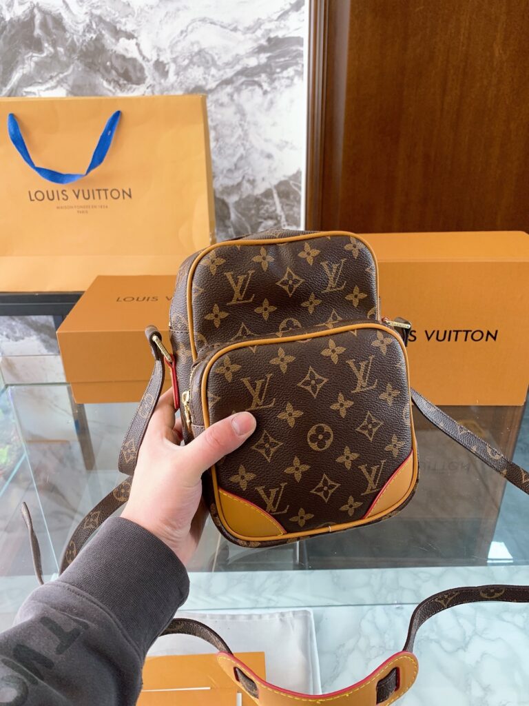 Louis Vuitton P85 16 10 22 Bag editorial product context 2